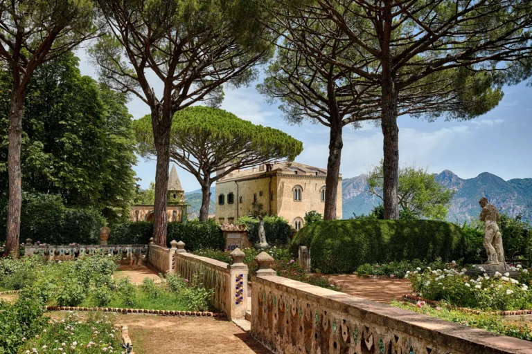 the extraordinaire amalfi coast villa cimbrone gardens