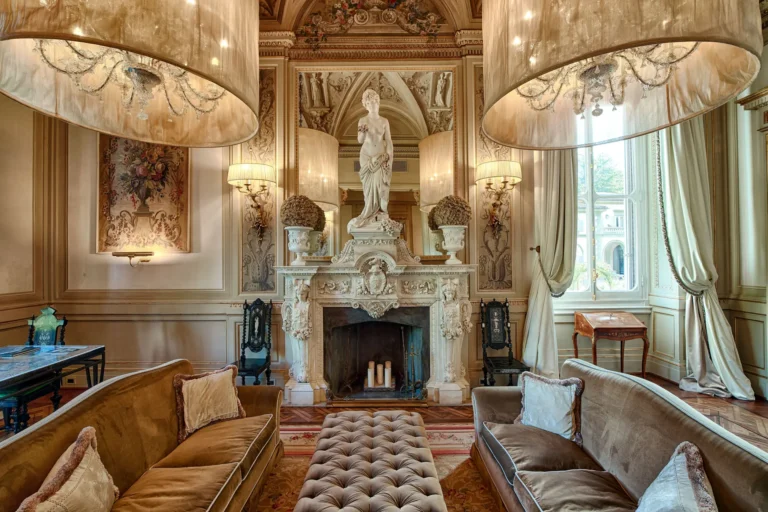 the extraordinaire grand hotel villa cora side room