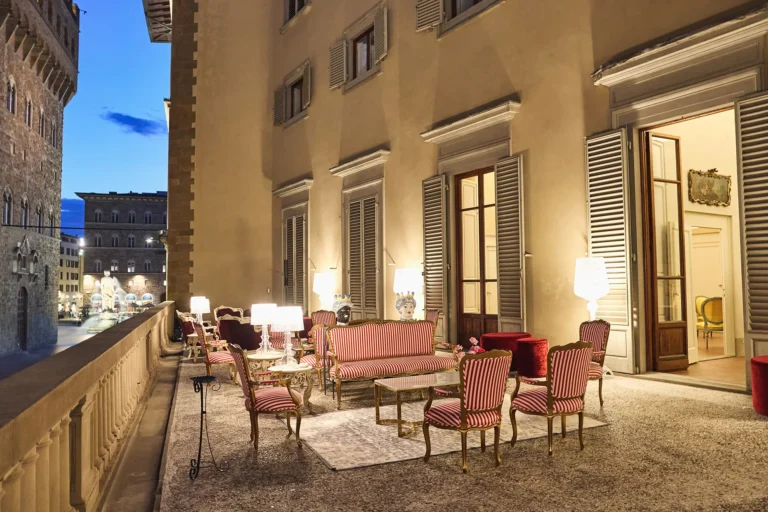 the extraordinaire terrace with stylish furniture