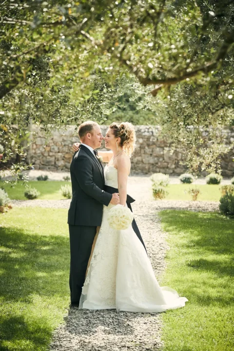 the extraordinaire tuscany castello di banfi brunello vineyard wedding