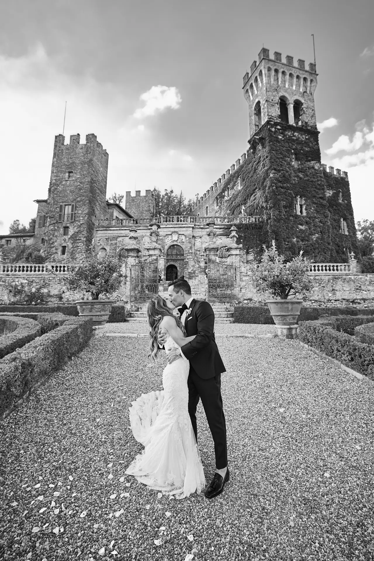 the extraordinaire tuscany castello di celsa fairytale castle celebration