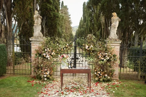 the extraordinaire borgo stomennano autumn dinner under the stars