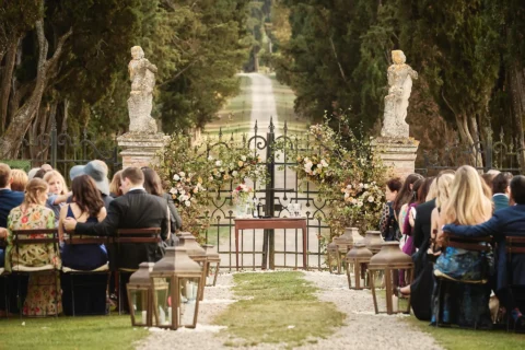 the extraordinaire borgo stomennano autumn dinner under the stars