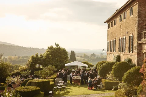 the extraordinaire borgo stomennano autumn dinner under the stars
