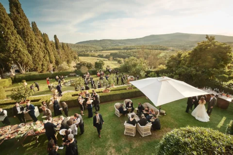 the extraordinaire borgo stomennano autumn dinner under the stars