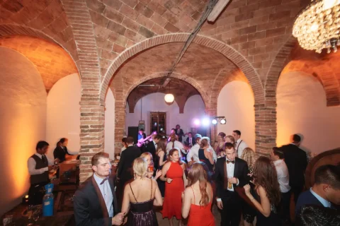 the extraordinaire borgo stomennano autumn dinner under the stars