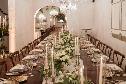 the extraordinaire borgo stomennano golden hour chuppah ceremony