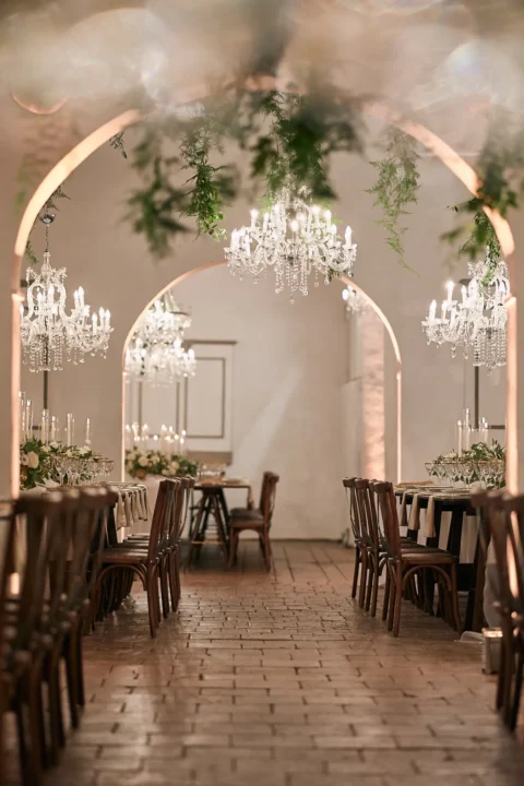 the extraordinaire borgo stomennano golden hour chuppah ceremony