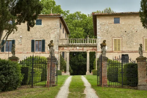 the extraordinaire borgo stomennano villa view from driveway