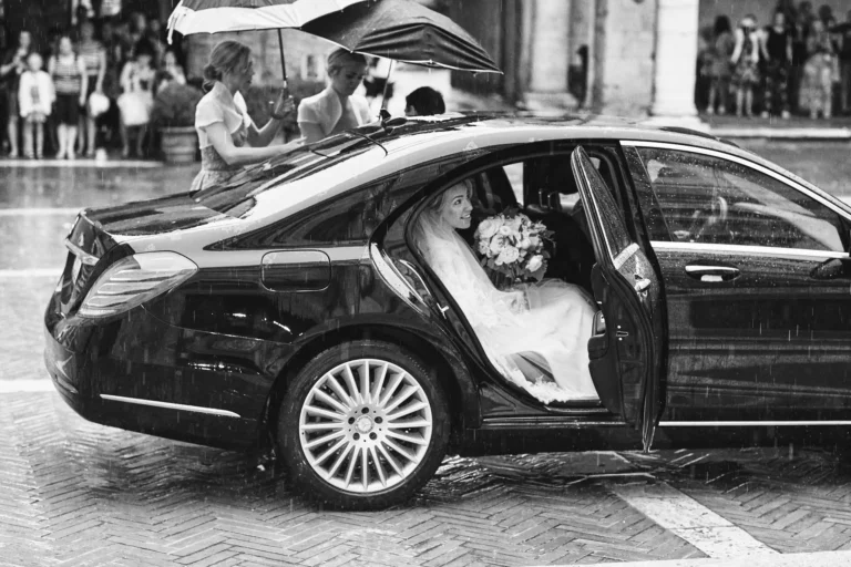 the extraordinaire la foce pienza cathedral wedding