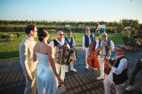 the extraordinaire puglia pettolecchia il lido chic seaside celebration