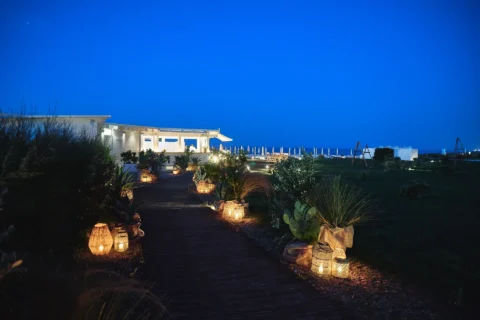 the extraordinaire puglia pettolecchia il lido chic seaside celebration