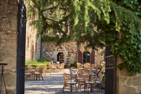 the extraordinaire tuscany borgo di castelvecchio family style welcome dinner
