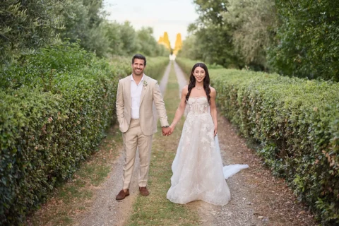the extraordinaire tuscany villa catignano classic italian wedding