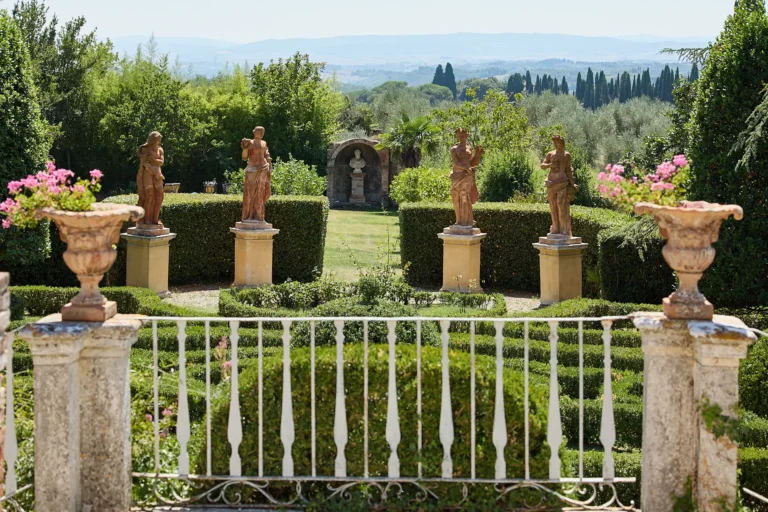 the extraordinaire tuscany villa catignano lemon garden ceremony