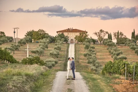 the extraordinaire tuscany villa catignano noble villa celebration