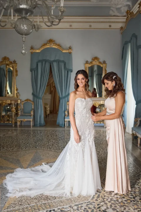 the extraordinaire tuscany villa di monaciano romantic vineyard celebration