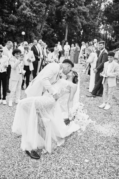 the extraordinaire tuscany villa di monaciano romantic vineyard celebration