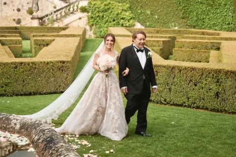 the extraordinaire tuscany villa la foce valdorcia estate wedding