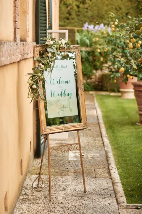 the extraordinaire tuscany villa la foce valdorcia estate wedding