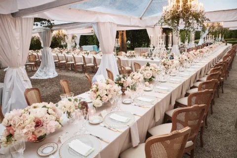 the extraordinaire tuscany villa la foce valdorcia estate wedding