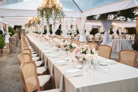 the extraordinaire tuscany villa la foce valdorcia estate wedding