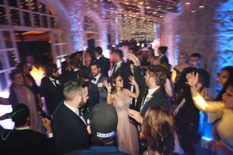 the extraordinaire tuscany villa la foce valdorcia estate wedding