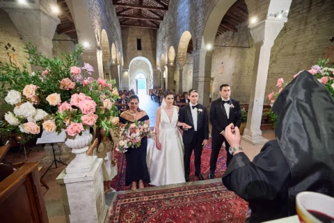 the extraordinaire umbria villa cozzano rustic chic celebration