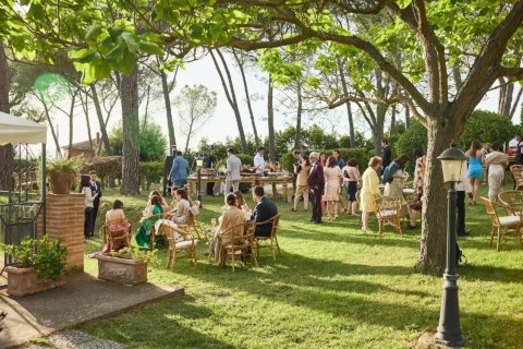 the extraordinaire umbria villa cozzano rustic chic celebration