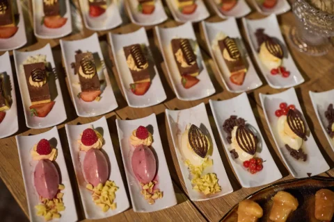 the extraordinaire umbria villa cozzano rustic chic celebration