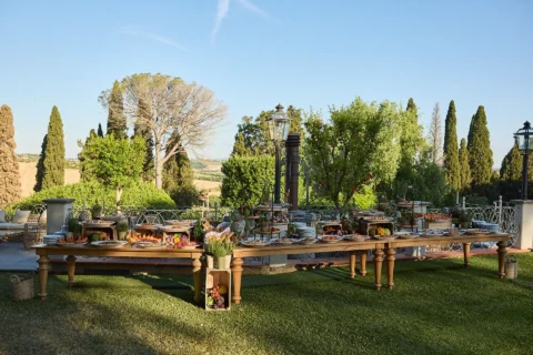 the extraordinaire umbria villa valentini bonaparte chic pizza party