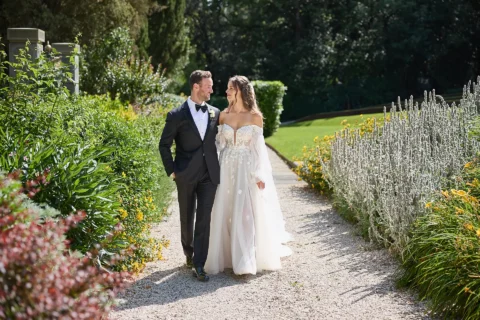 the extraordinaire umbria villa valentini bonaparte enchanting garden wedding