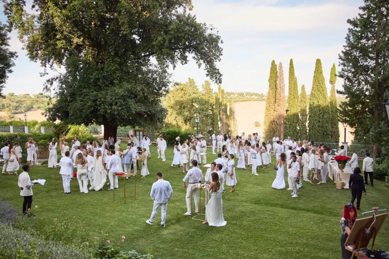 the extraordinaire umbria villa valentini bonaparte white and red welcome party