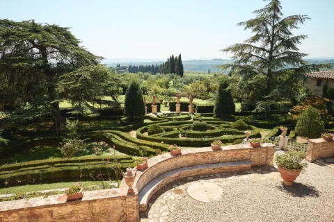 the extraordinaire villa catignano vivid designer celebration