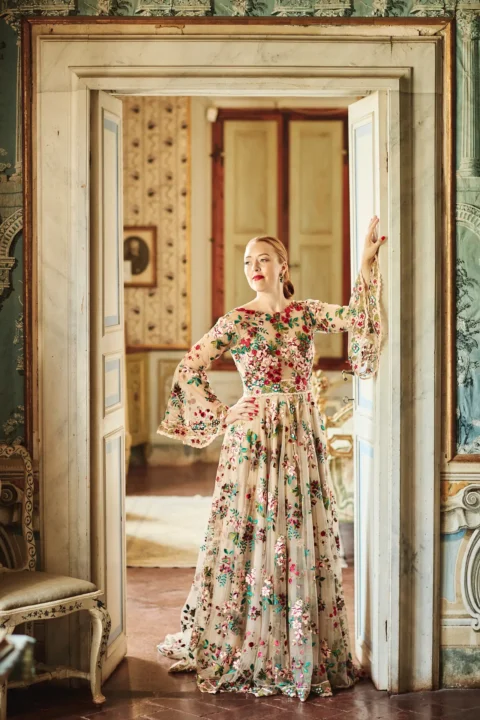 the extraordinaire villa catignano vivid designer celebration