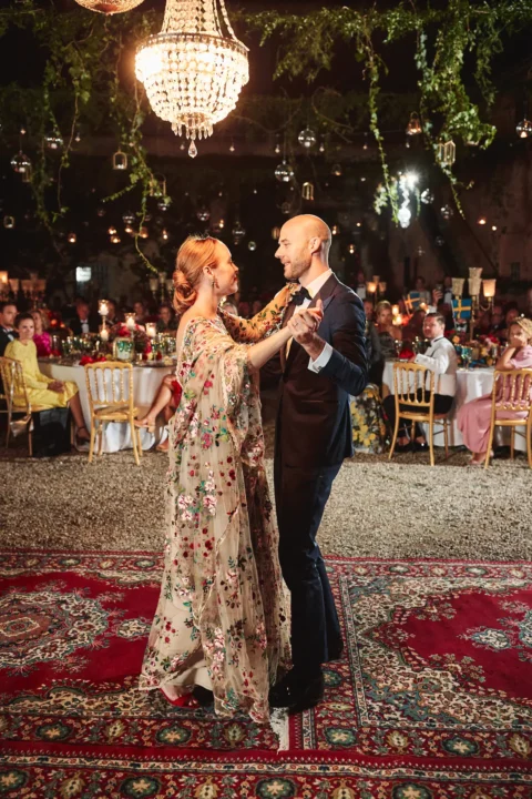 the extraordinaire villa catignano vivid designer celebration