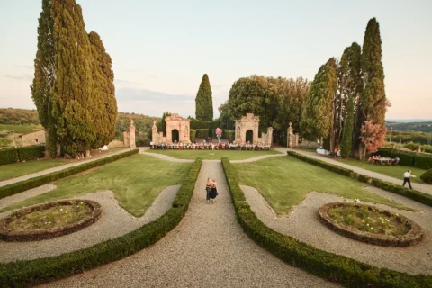 the extraordinaire villa di geggiano al fresco barbecue welcome