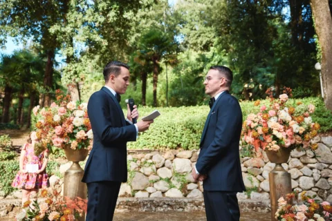 the extraordinaire villa di monaciano modern tuscan romance