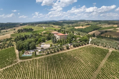 the extraordinaire villa di monaciano vibrant tuscan indian wedding