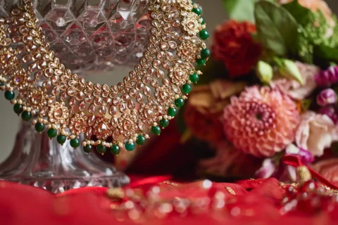 the extraordinaire villa di monaciano vibrant tuscan indian wedding