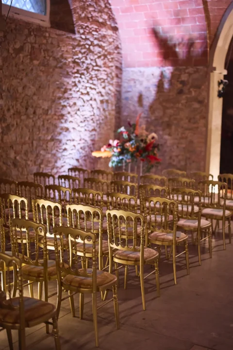 the extraordinaire villa di monaciano vibrant tuscan indian wedding