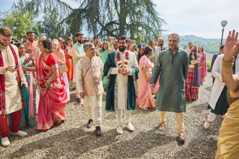 the extraordinaire villa di monaciano vibrant tuscan indian wedding