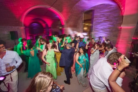 the extraordinaire villa di monaciano vibrant tuscan indian wedding