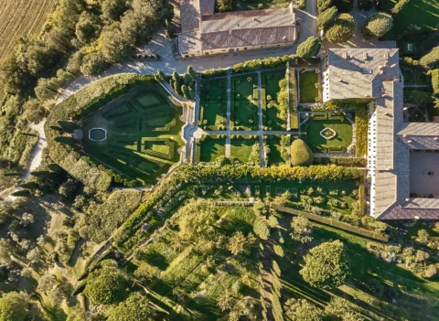 the extraordinaire villa la foce enchanted garden celebration
